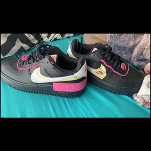 Size 8 comic fuchsia Nike Air Force 1’s